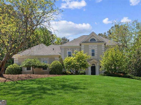 3610 Mansions Parkway, Berkeley Lake, GA 30096