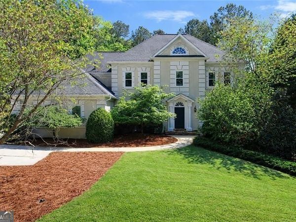 3610 Mansions Parkway, Berkeley Lake, GA 30096
