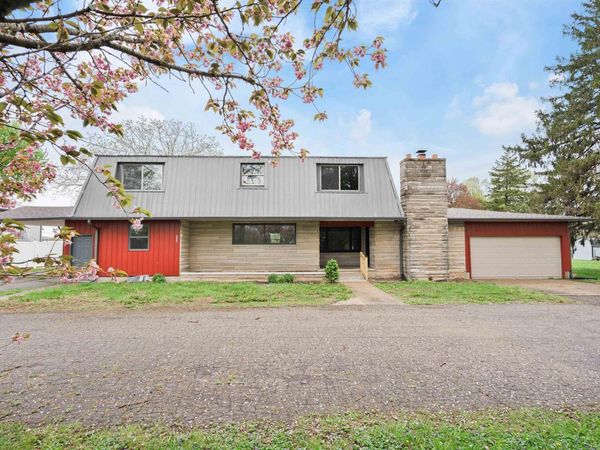 2326 S Businiess 31, Peru, IN 46970