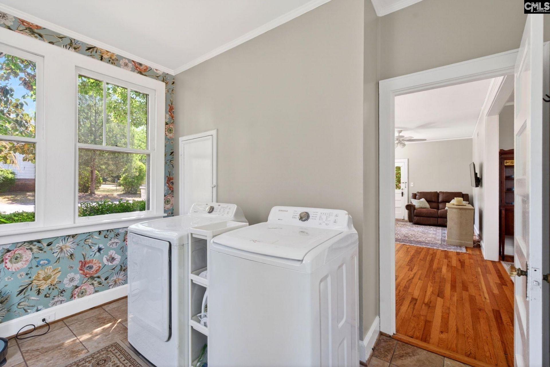 303 Tyler Street Photo 19