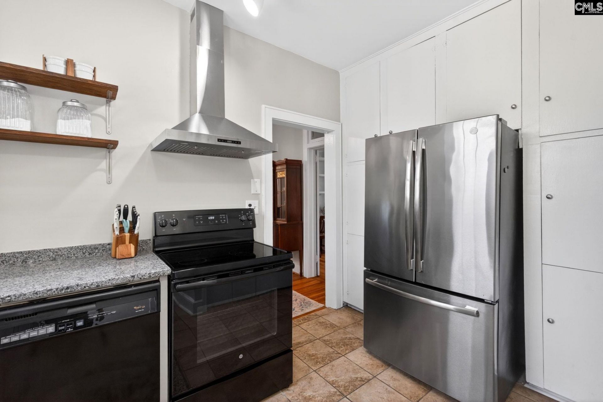 303 Tyler Street Photo 22