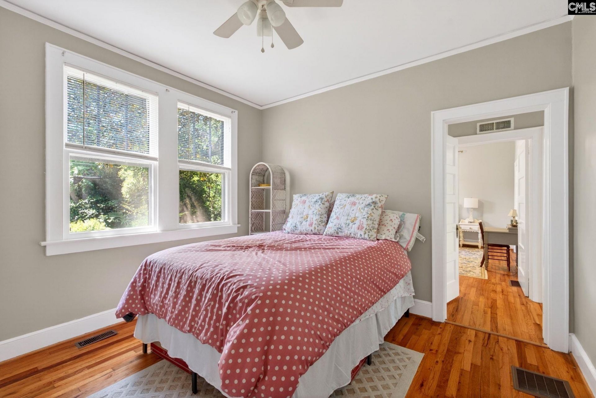 303 Tyler Street Photo 33