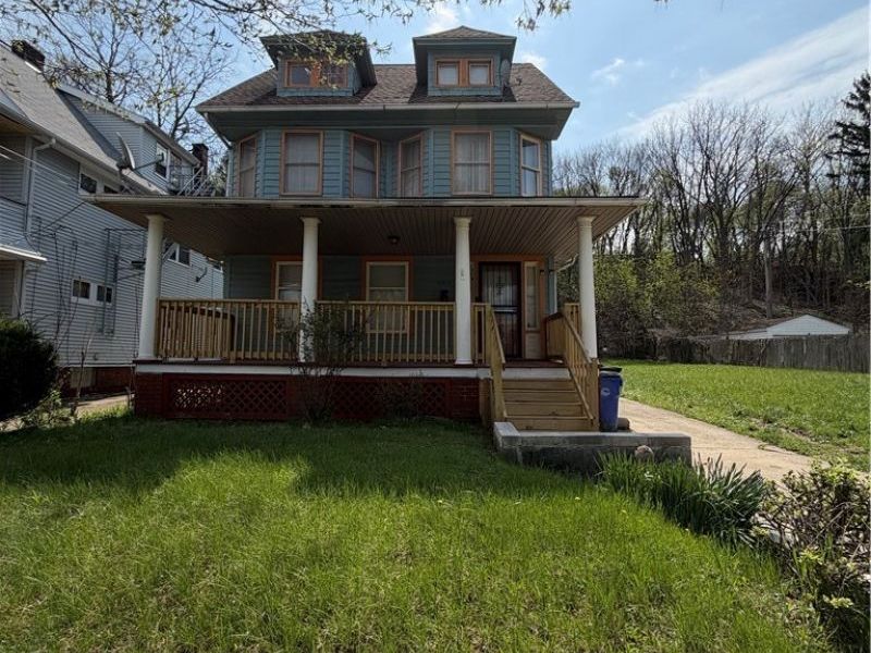 16812 Endora Road, Cleveland, OH 44112 Photo 2