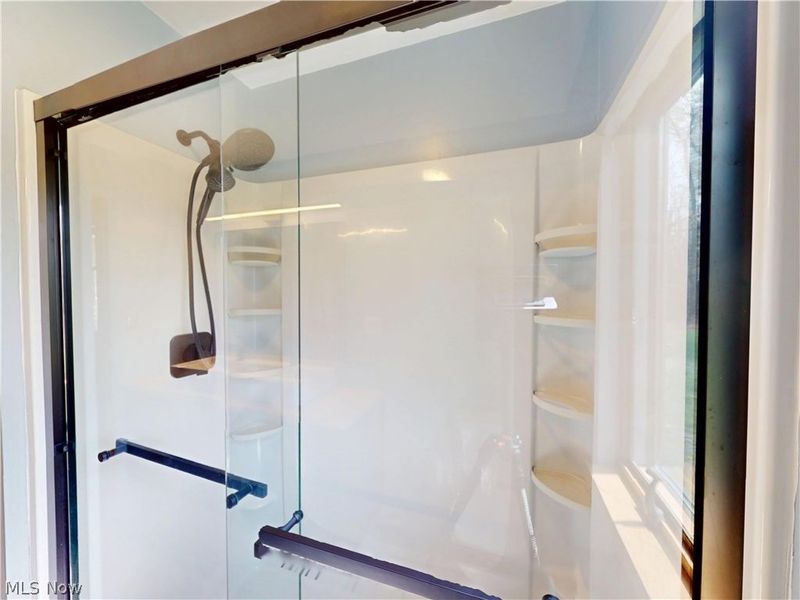 682 Rural Road, Eastlake, OH 44095 Photo 17