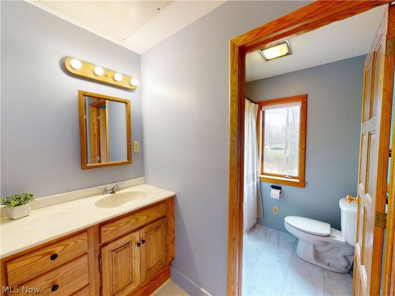 682 Rural Road, Eastlake, OH 44095 Photo 25