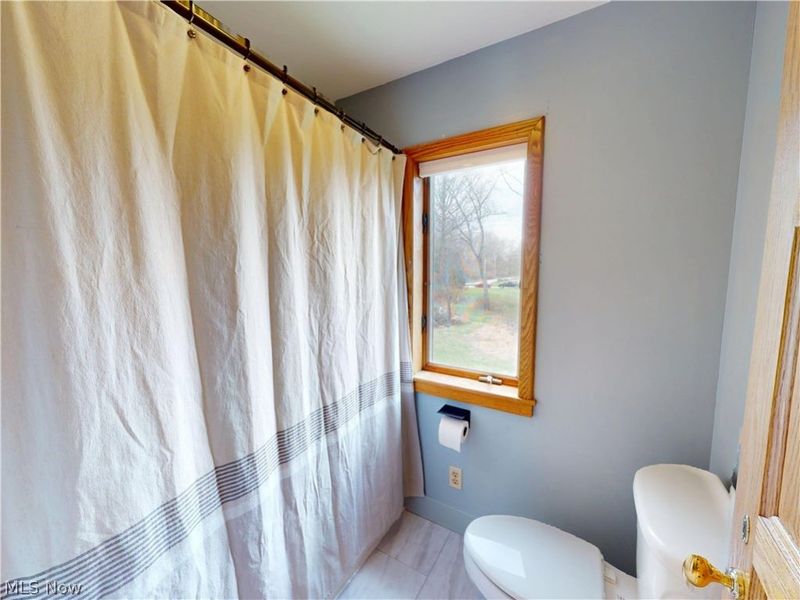 682 Rural Road, Eastlake, OH 44095 Photo 26