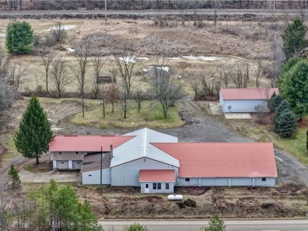 12870 Lincoln Street SE, Paris, OH 44669