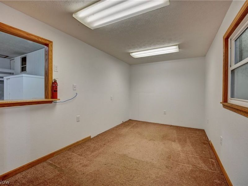 12870 Lincoln Street SE, Paris, OH 44669 Photo 18