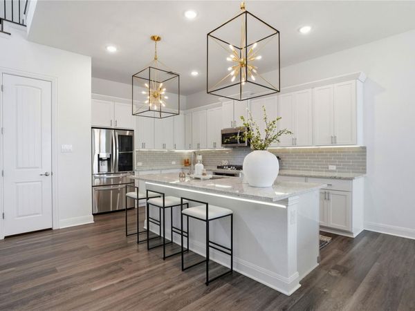 2804 Stone Branch DR, Leander, TX 78641