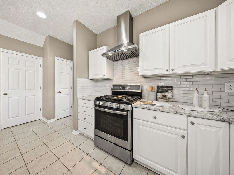 2107 Parklawn Drive, Lewis Center, OH 43035 Photo 10