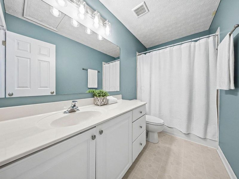 2107 Parklawn Drive, Lewis Center, OH 43035 Photo 38