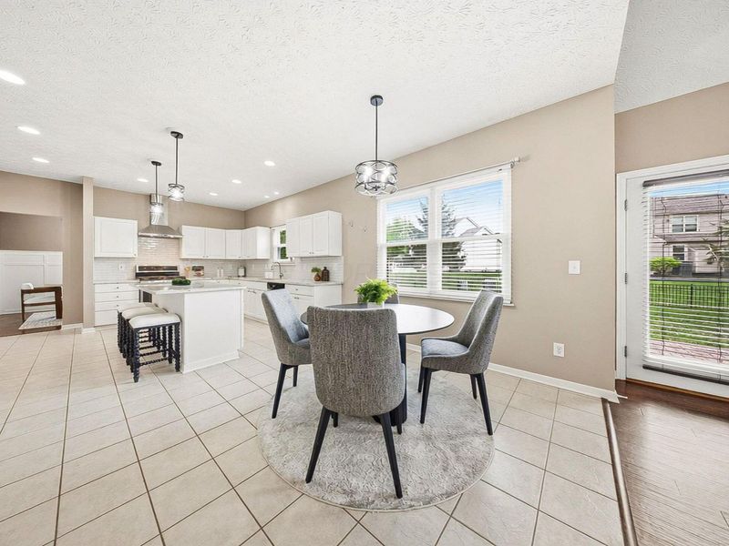 2107 Parklawn Drive, Lewis Center, OH 43035 Photo 7