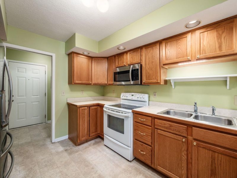 179 Hanover Court, Delaware, OH 43015 Photo 19