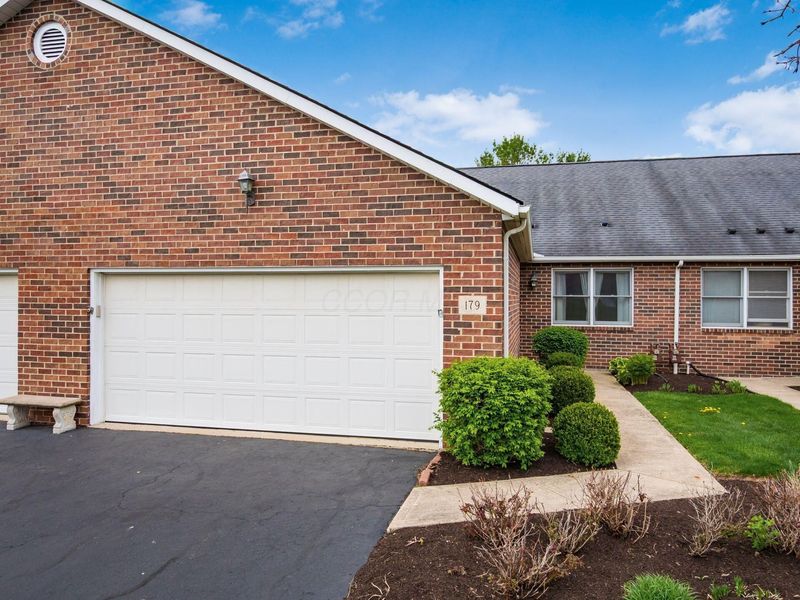 179 Hanover Court, Delaware, OH 43015 Photo 2