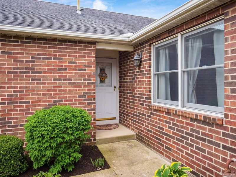 179 Hanover Court, Delaware, OH 43015 Photo 3