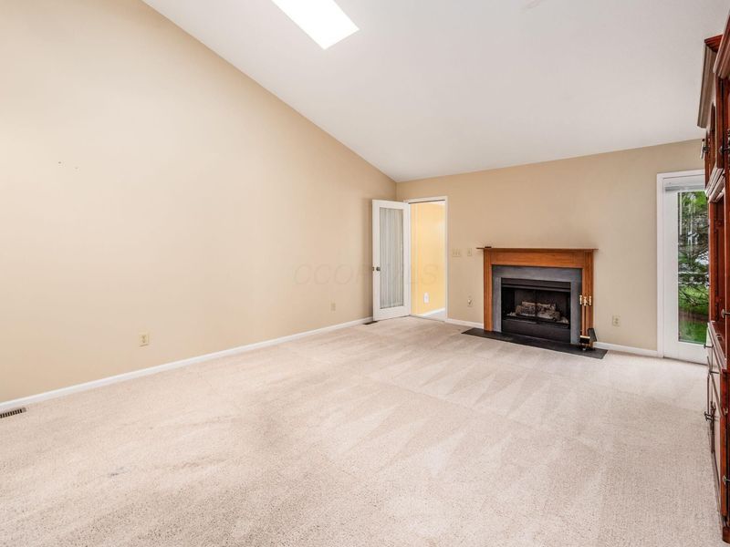 179 Hanover Court, Delaware, OH 43015 Photo 9