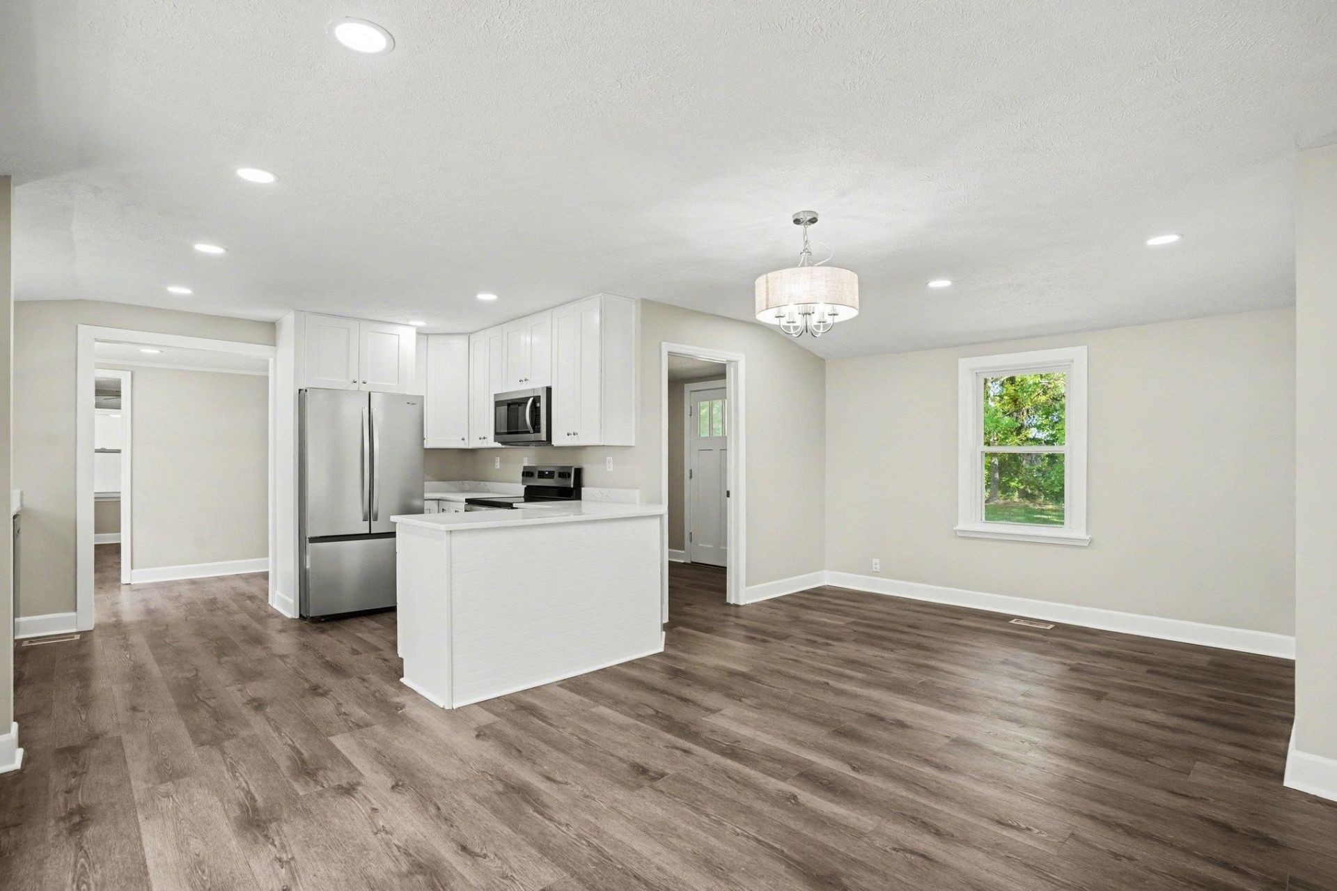 5370 Miracle Ln. Photo 14