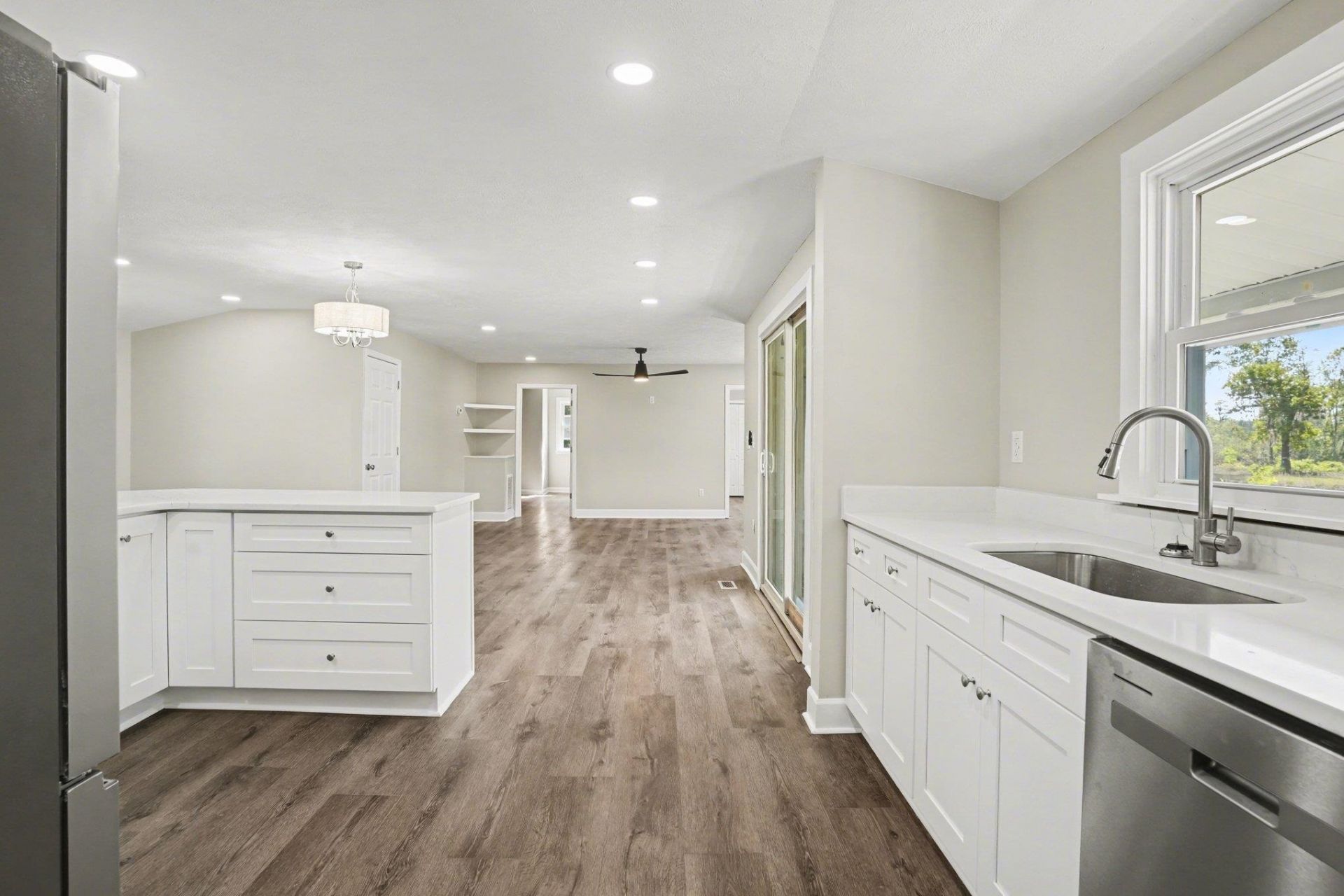 5370 Miracle Ln. Photo 18