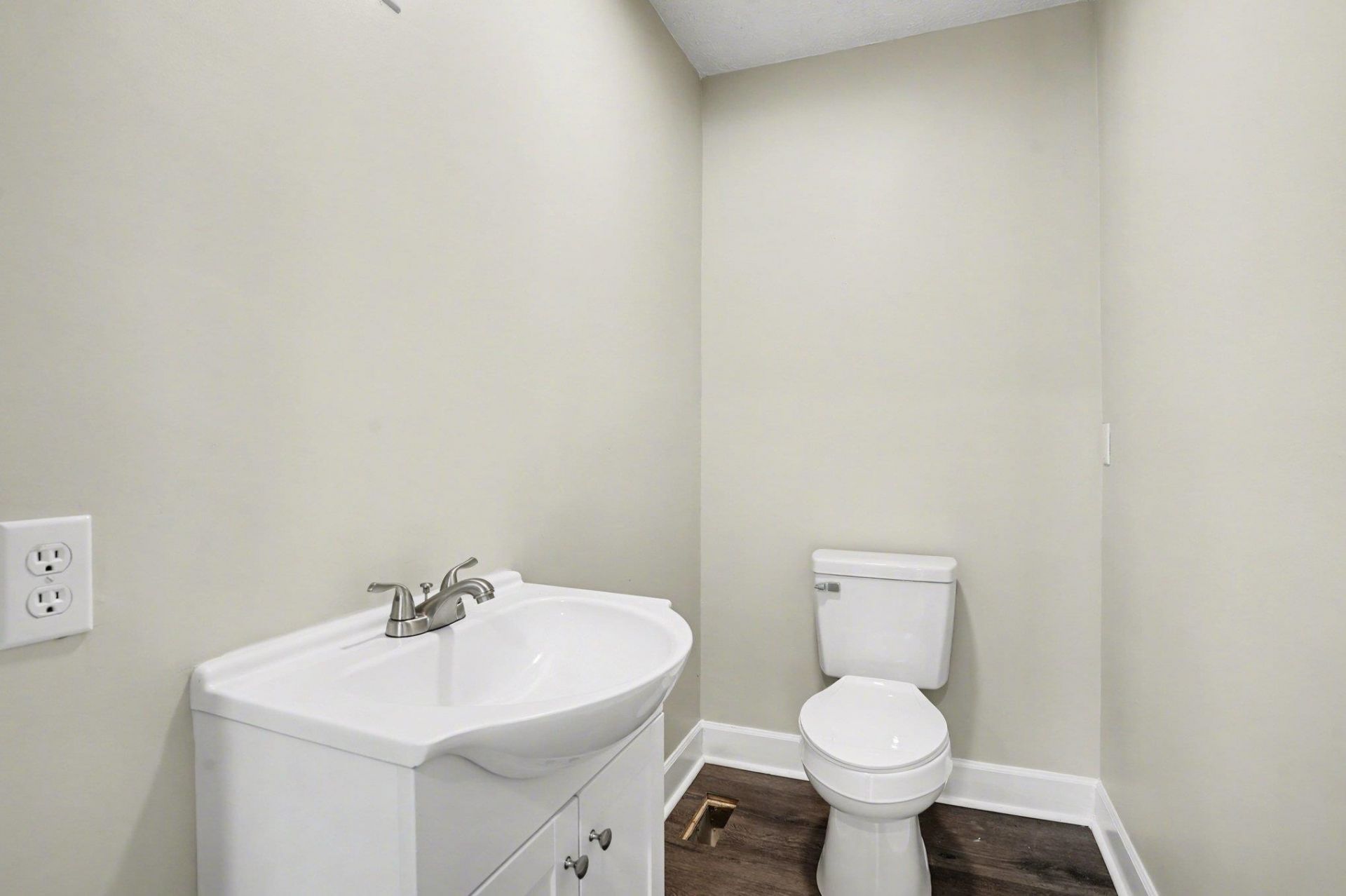 5370 Miracle Ln. Photo 19