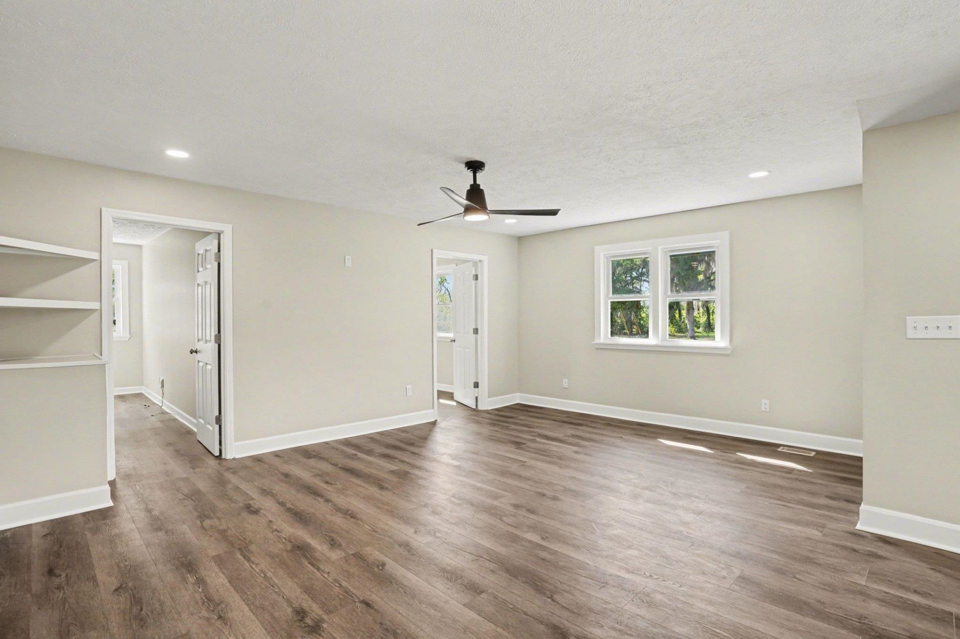 5370 Miracle Ln. Photo 20