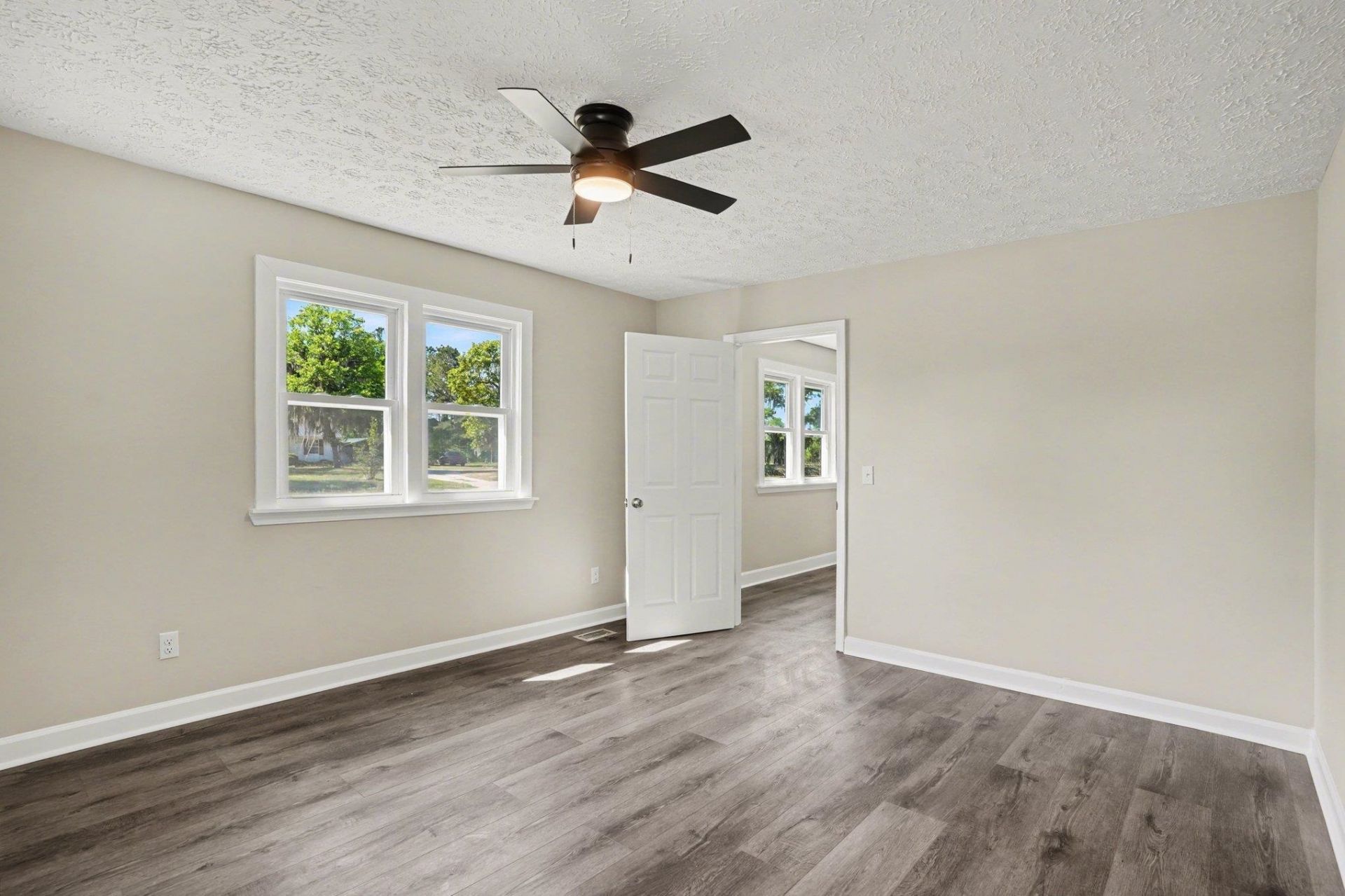 5370 Miracle Ln. Photo 25