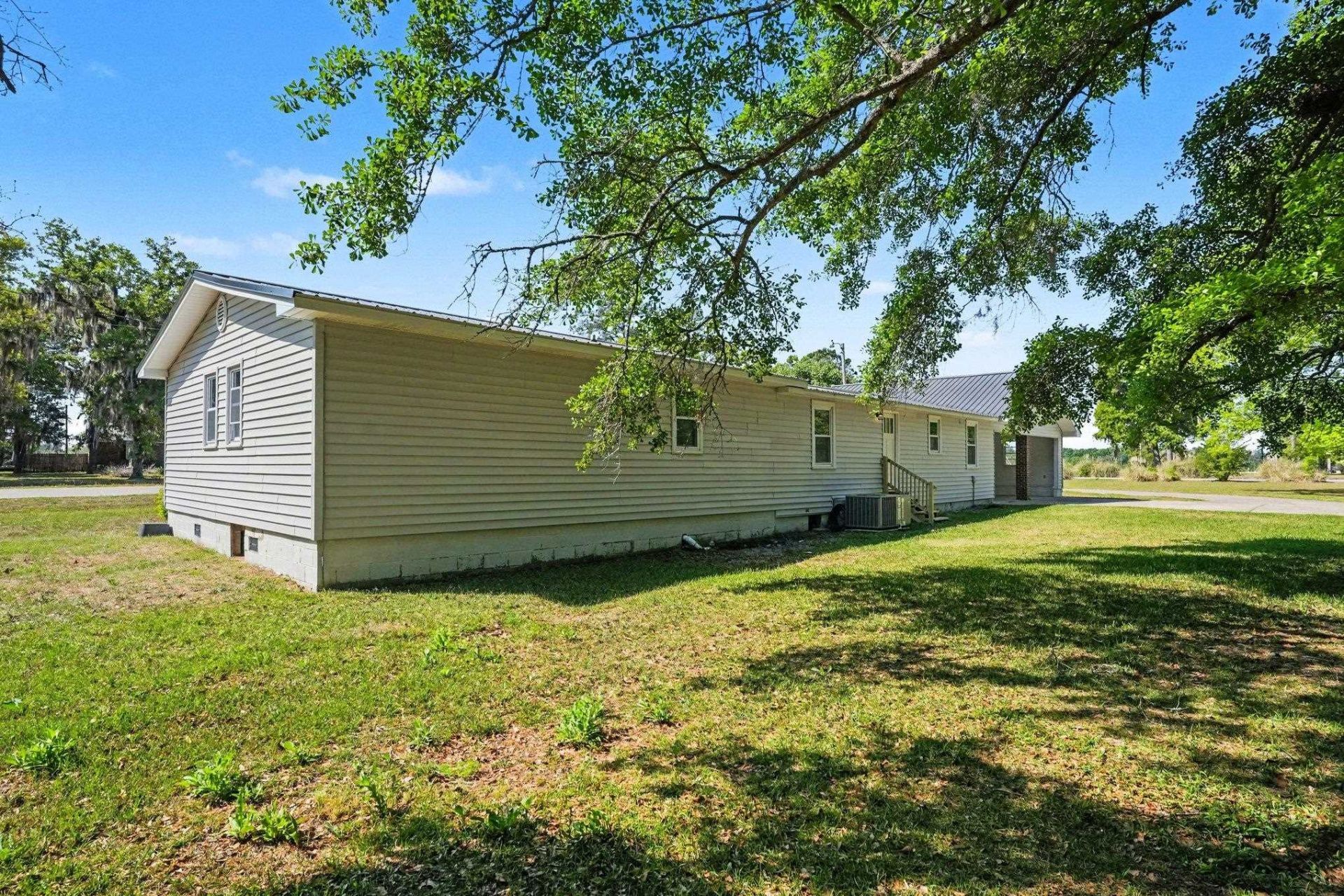 5370 Miracle Ln. Photo 34