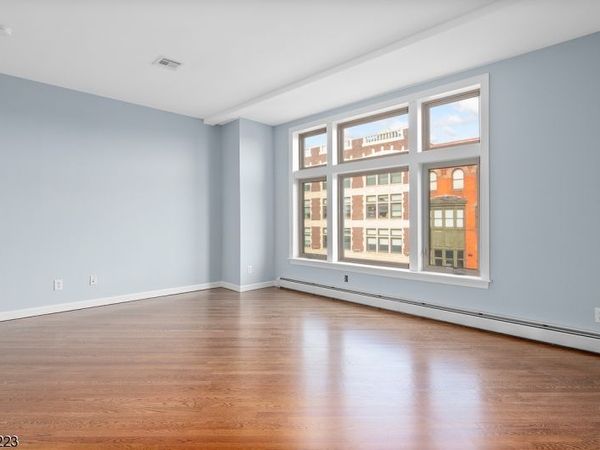 420 Bloomfield Ave Apt 4, Unit 4, Montclair, NJ 07042