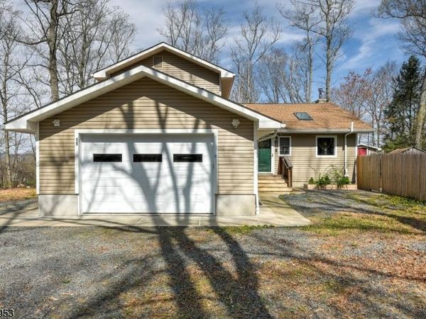 11 Mt Crest Rd, Jefferson, NJ 07438