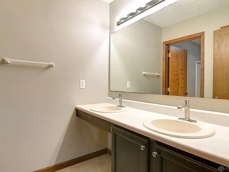 9640 sage meadow Court, Washington Township, OH 45458 Photo 17