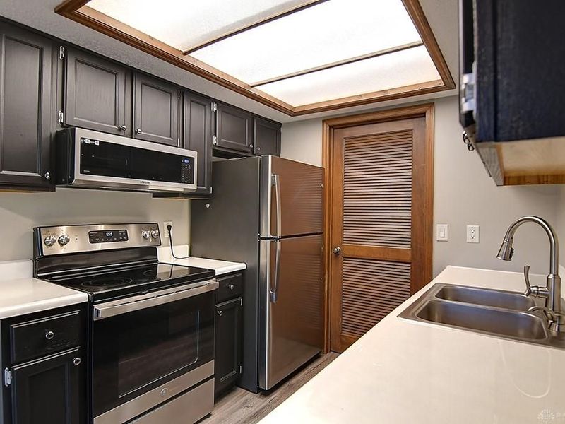 9640 sage meadow Court, Washington Township, OH 45458 Photo 3