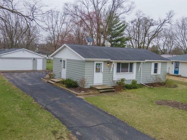 1330 CRYSTAL COURT, Waupaca, WI 54981