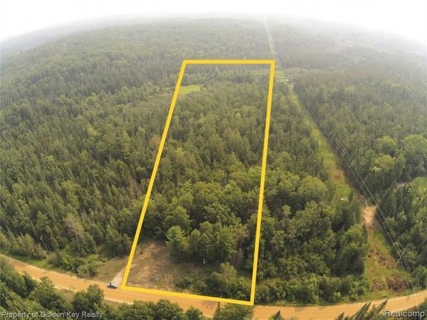 3288 Athey Avenue, Hamilton Twp, MI 48625