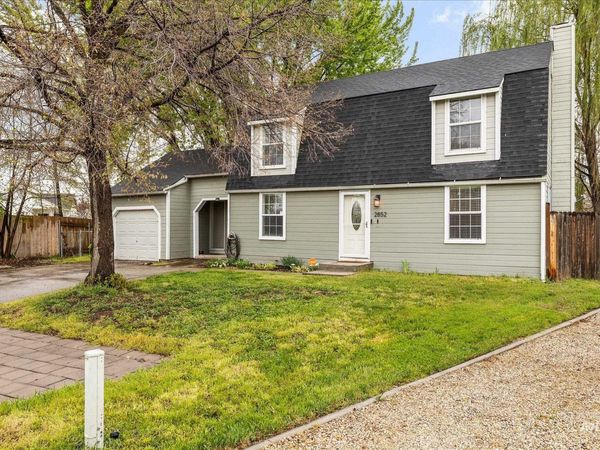 2852 NW 14th St, Meridian, ID 83646