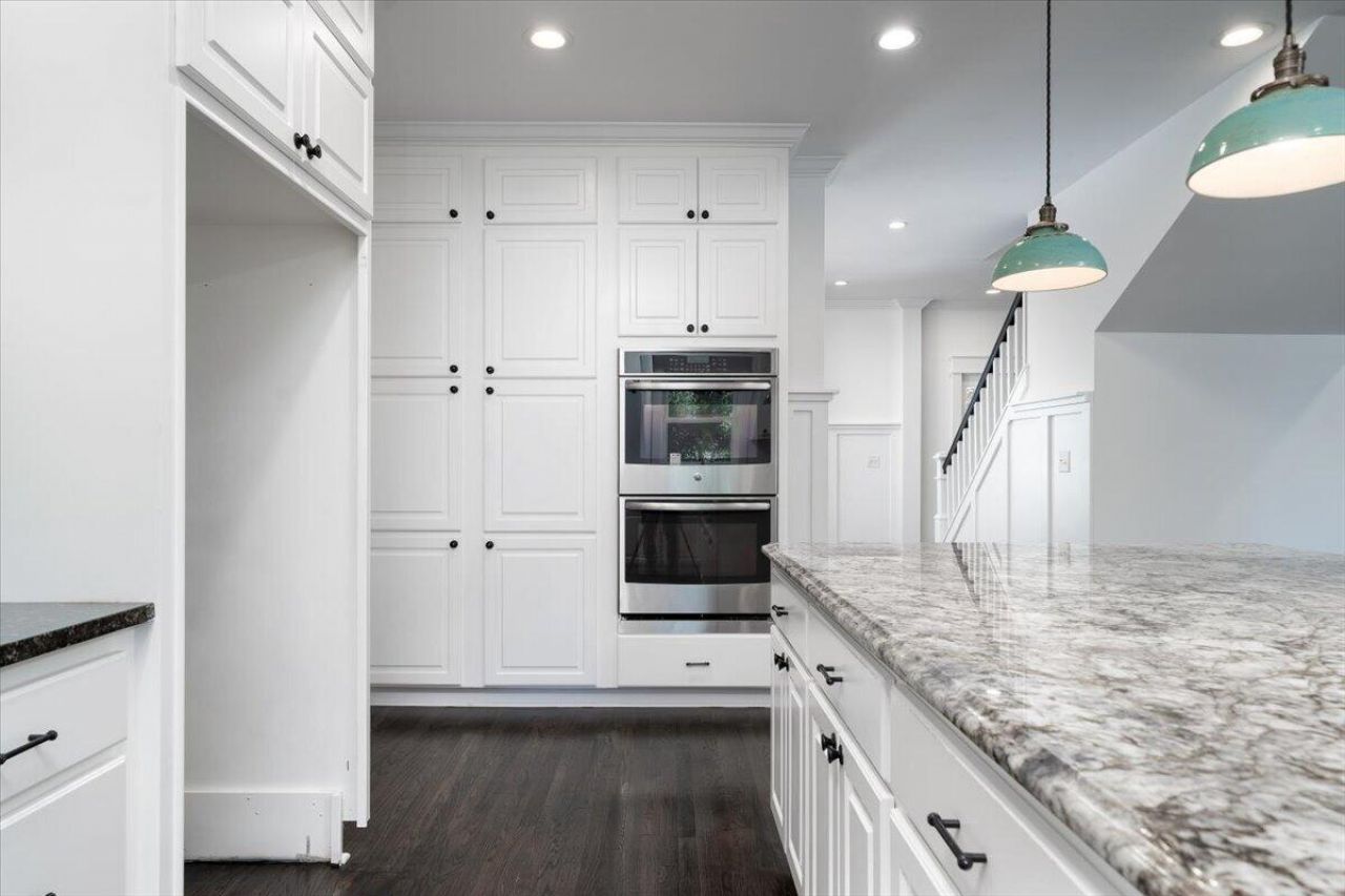 657 Gate Post Drive Photo 11