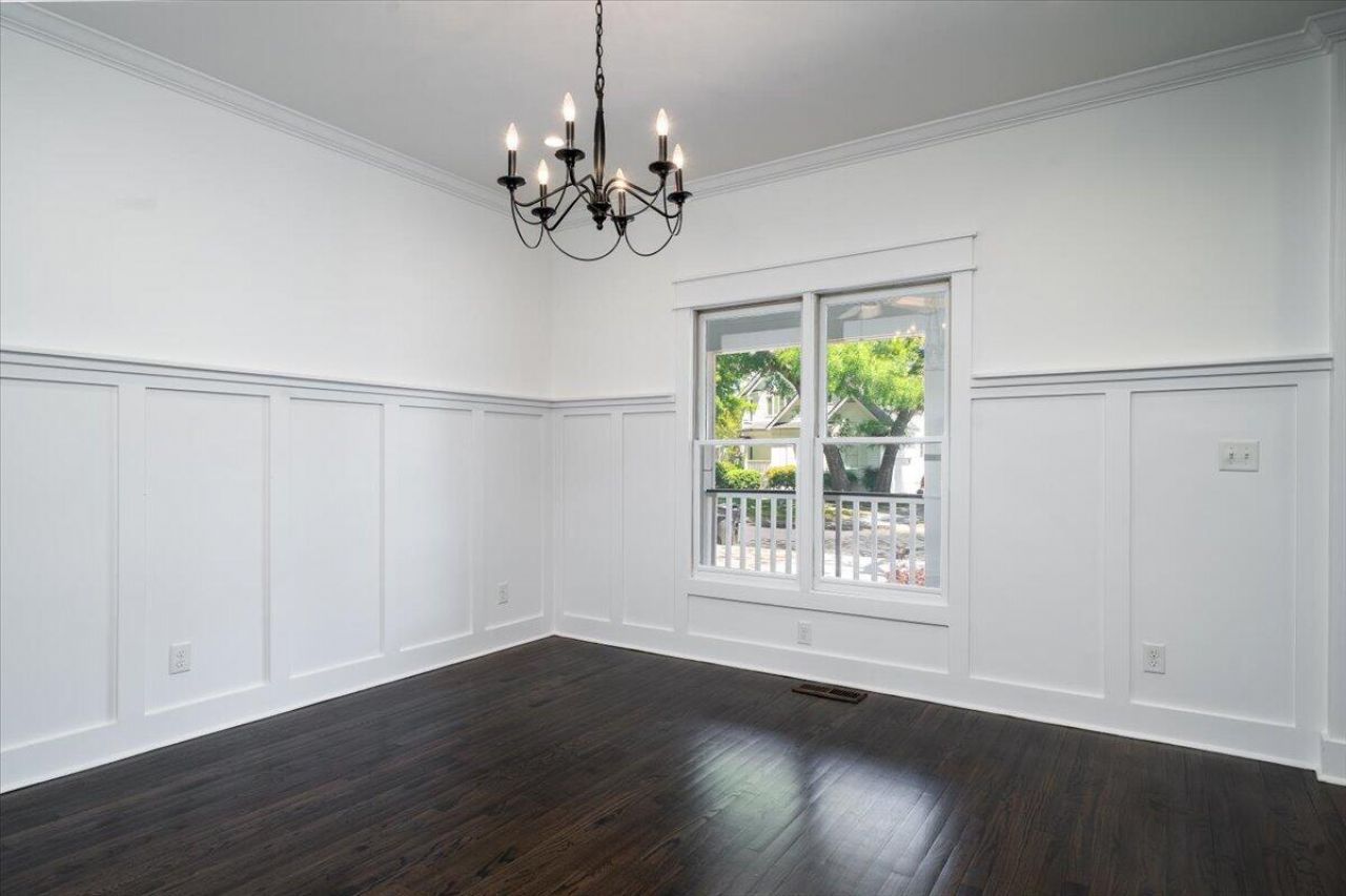 657 Gate Post Drive Photo 12