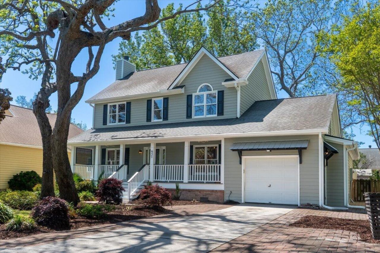 657 Gate Post Drive Photo 16