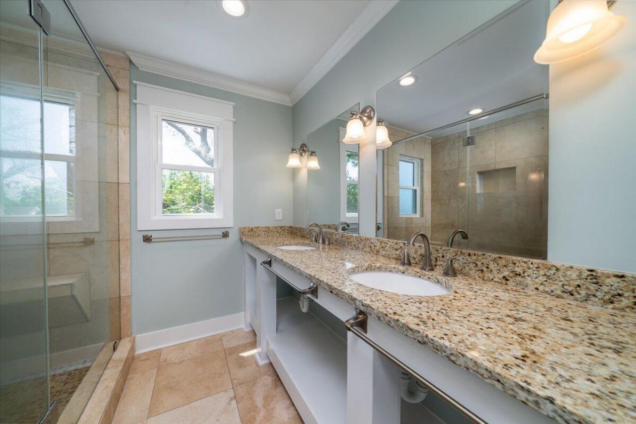 657 Gate Post Drive Photo 25