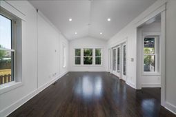 657 Gate Post Drive photo 4