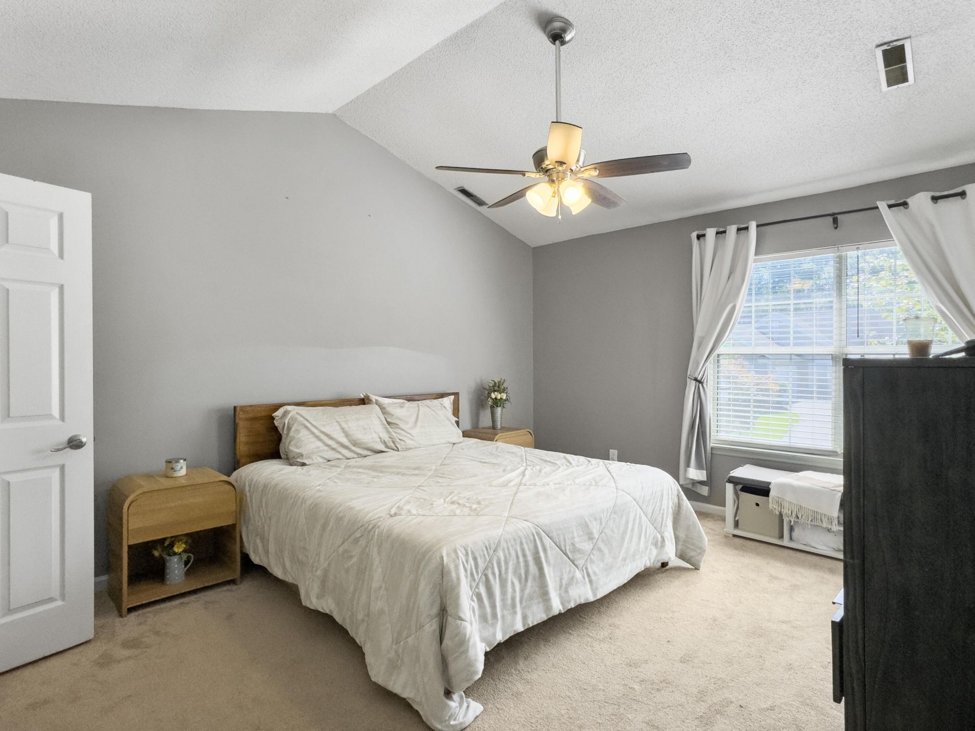 125 Stonehurst Drive Photo 32