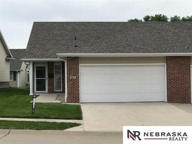1827 N 175th Court, Omaha, NE 68118