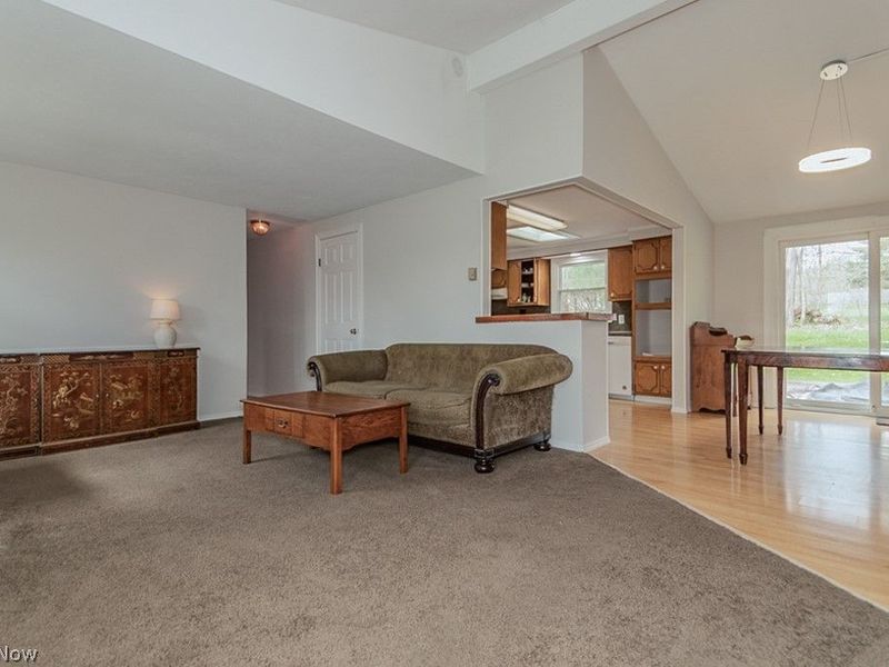 18890 Maplewood Lane, Chagrin Falls, OH 44023 Photo 10