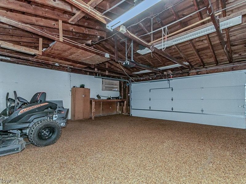 18890 Maplewood Lane, Chagrin Falls, OH 44023 Photo 11