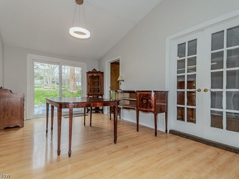 18890 Maplewood Lane, Chagrin Falls, OH 44023 Photo 12