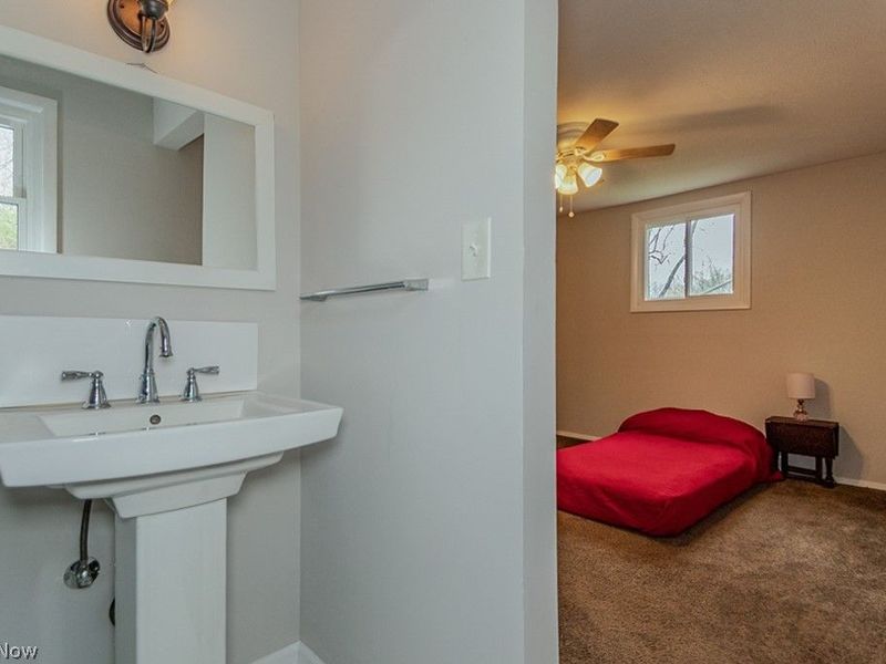 18890 Maplewood Lane, Chagrin Falls, OH 44023 Photo 20