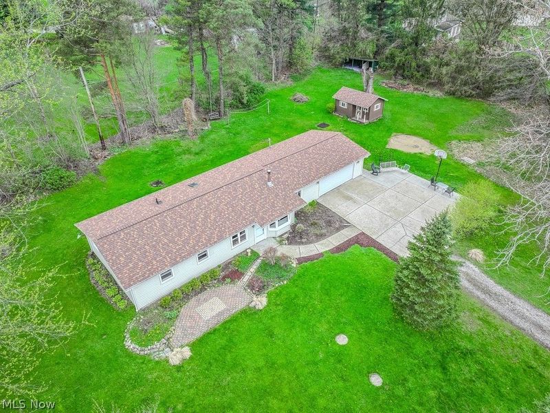 18890 Maplewood Lane, Chagrin Falls, OH 44023 Photo 4