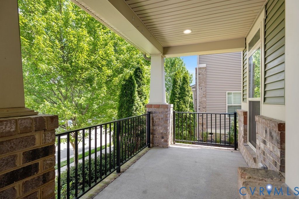 5812 Swift Fox Drive Moseley, VA 23120