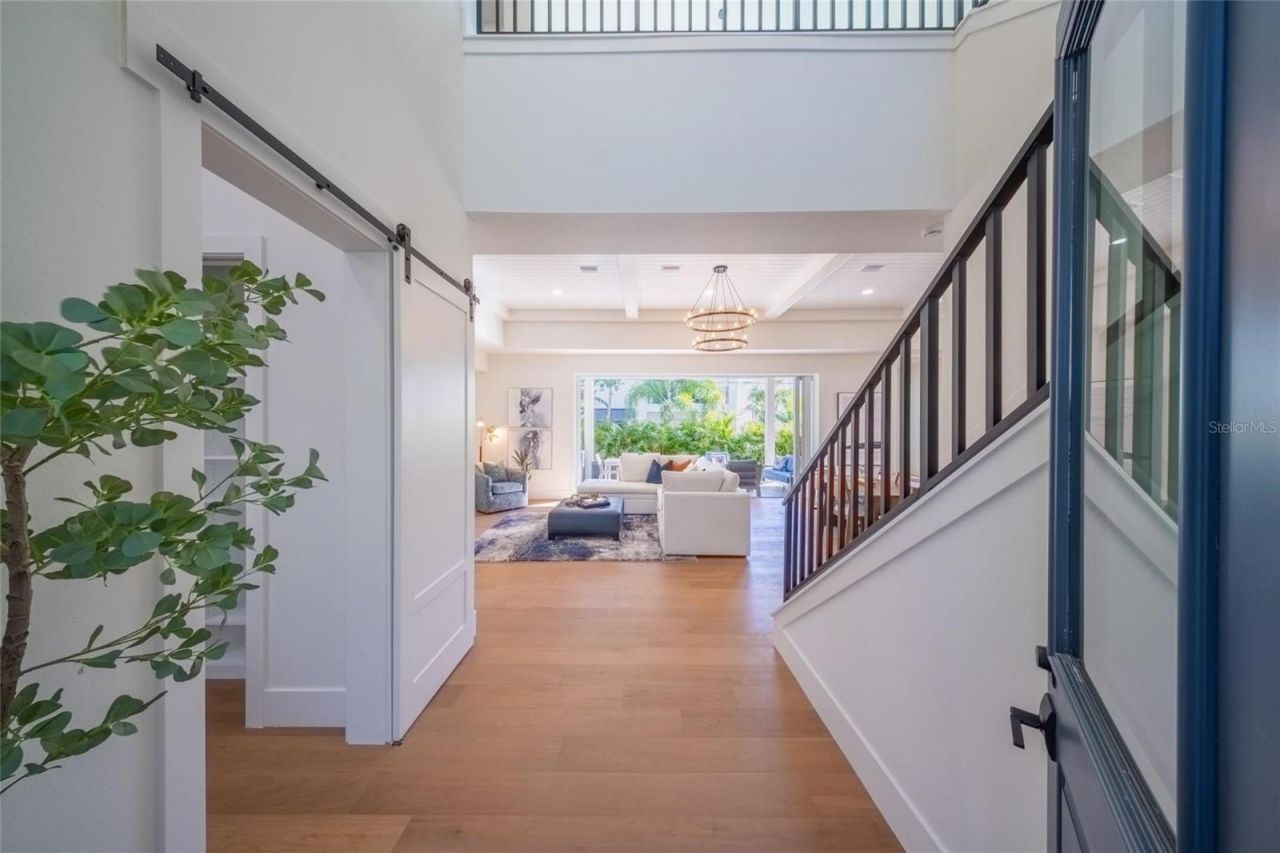 2420 Floyd Street, Sarasota, FL 34239 Photo