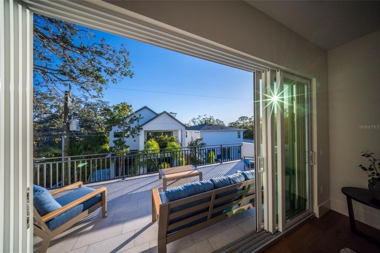 2420 Floyd Street, Sarasota, FL 34239 Photo