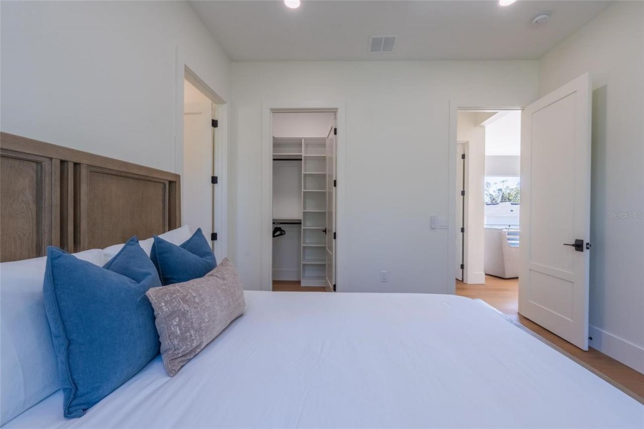 2420 Floyd Street, Sarasota, FL 34239 Photo