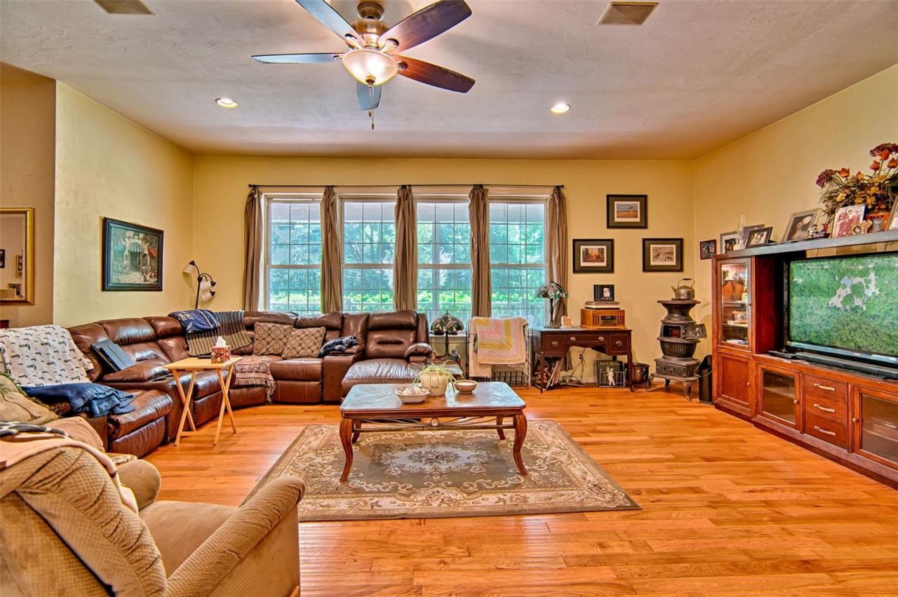 15522 SW 75th Street, Archer, FL 32618 Photo